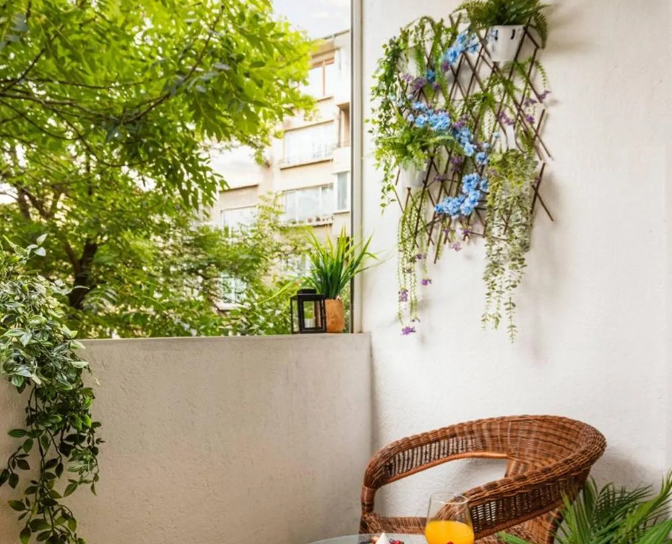 Spacious With Lovely Terrace Sofia Apartment